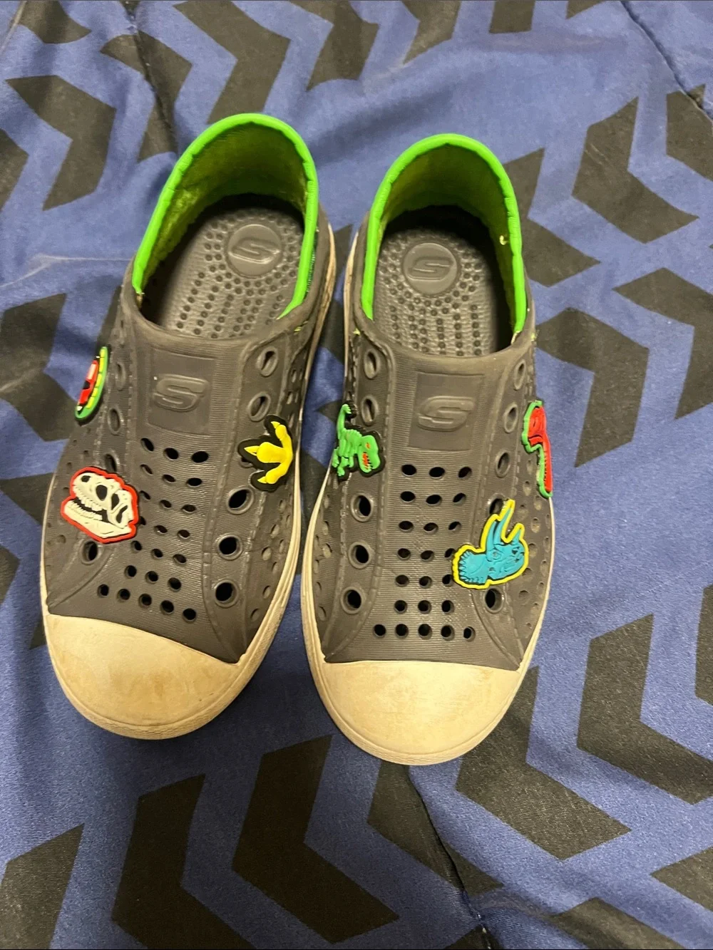 Skechers Kids Black and Neon Green Water Clogs with Colorful Patches